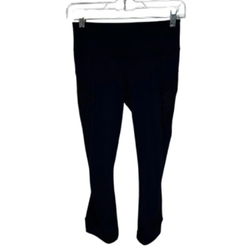 Lululemon Black Mesh Ventilated Run Active Gym Crop Legging. Size 4.